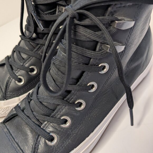 Like new black leather Converse Chuck Taylor All Star high-top sneakers - size 8 - Picture 6 of 17